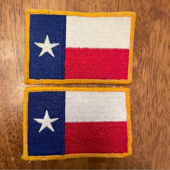 2 VTG Texas Flag Sew On Patches Appliqués 3.25”x2.25” Red White Blue 2:4 Gift - Picture 1 of 7